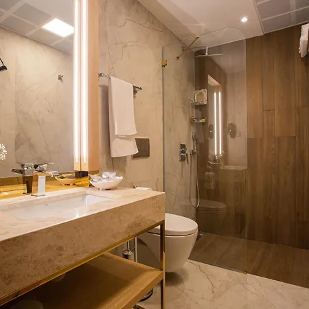 Joyana Hotell