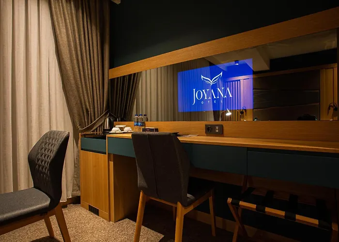 Hotel Joyana 3*